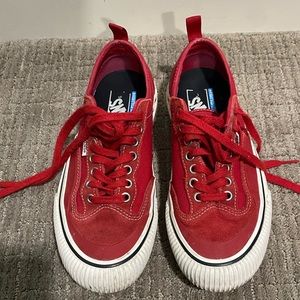 Vans destruct SF skate shoe